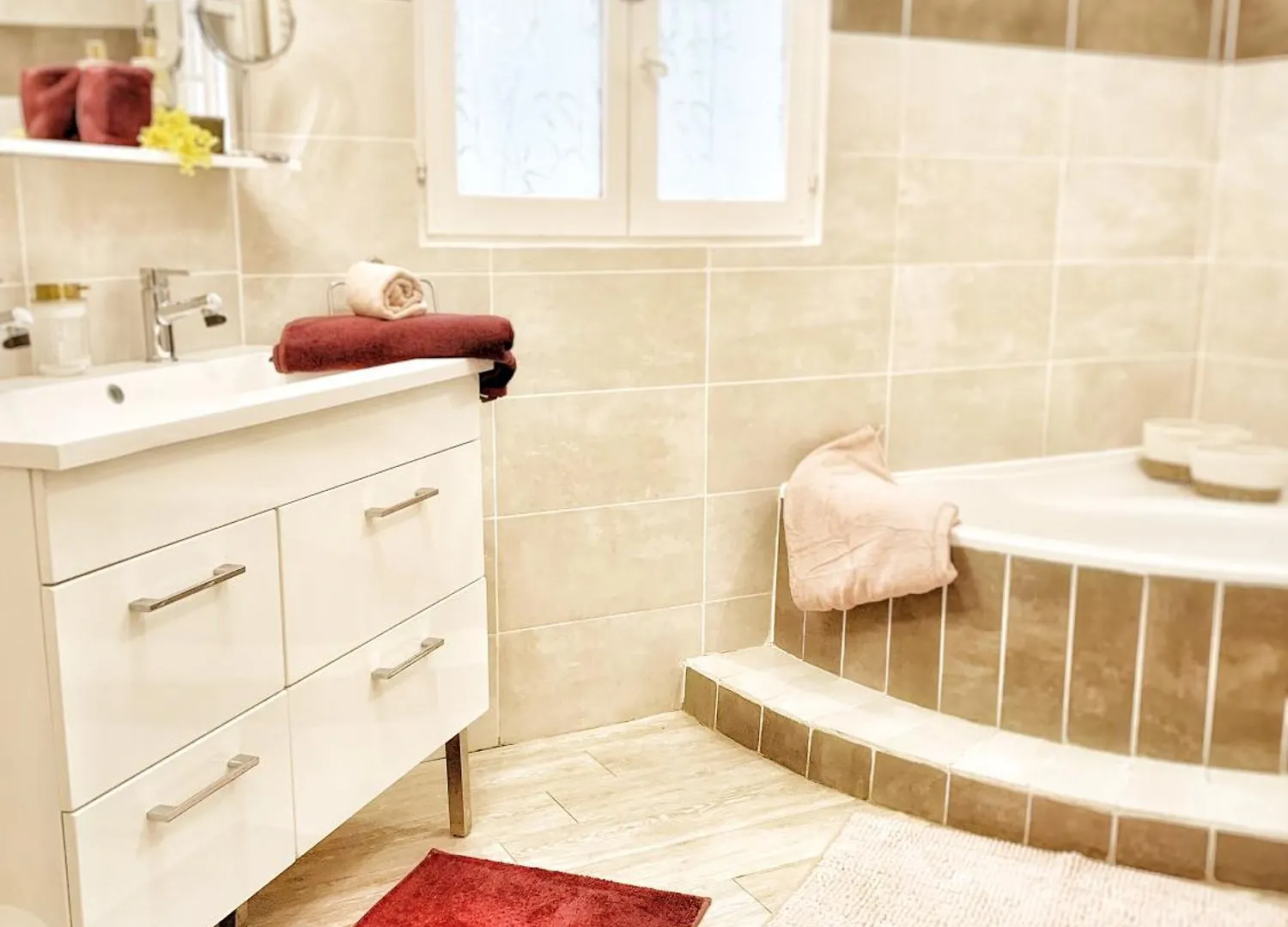 Villa Au Calme A Sanary, Climatisee, Avec Piscine Francia